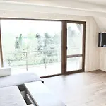 Retro Sobesky 山林小屋 *