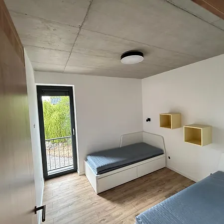 Retro Sobesky Lodge